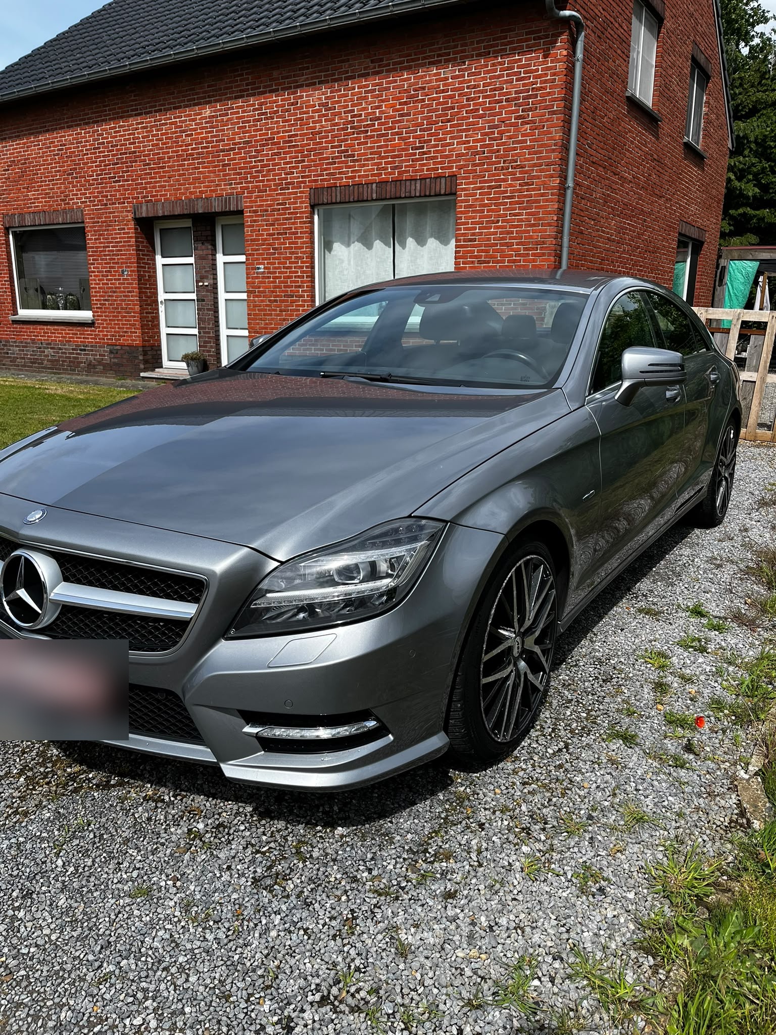 Gepoetste wagen bij GATE26